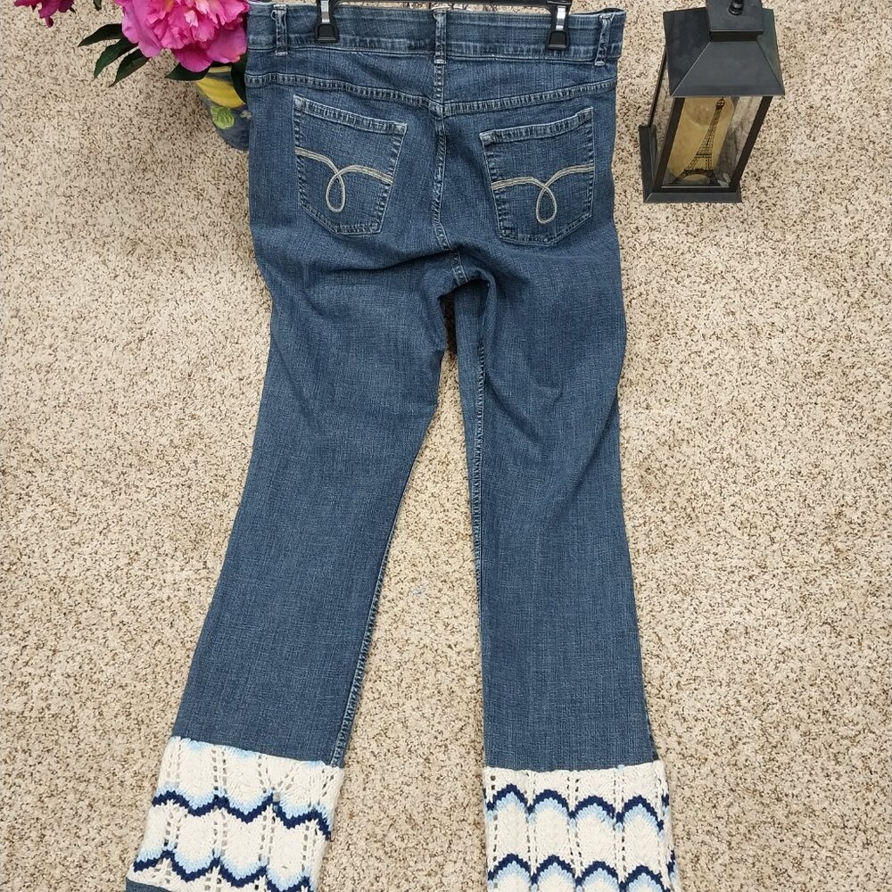 2980 Size 18W Lee Riders No Gap Waistband Crochet Trim Flare Leg Jeans - Picture 3 of 5